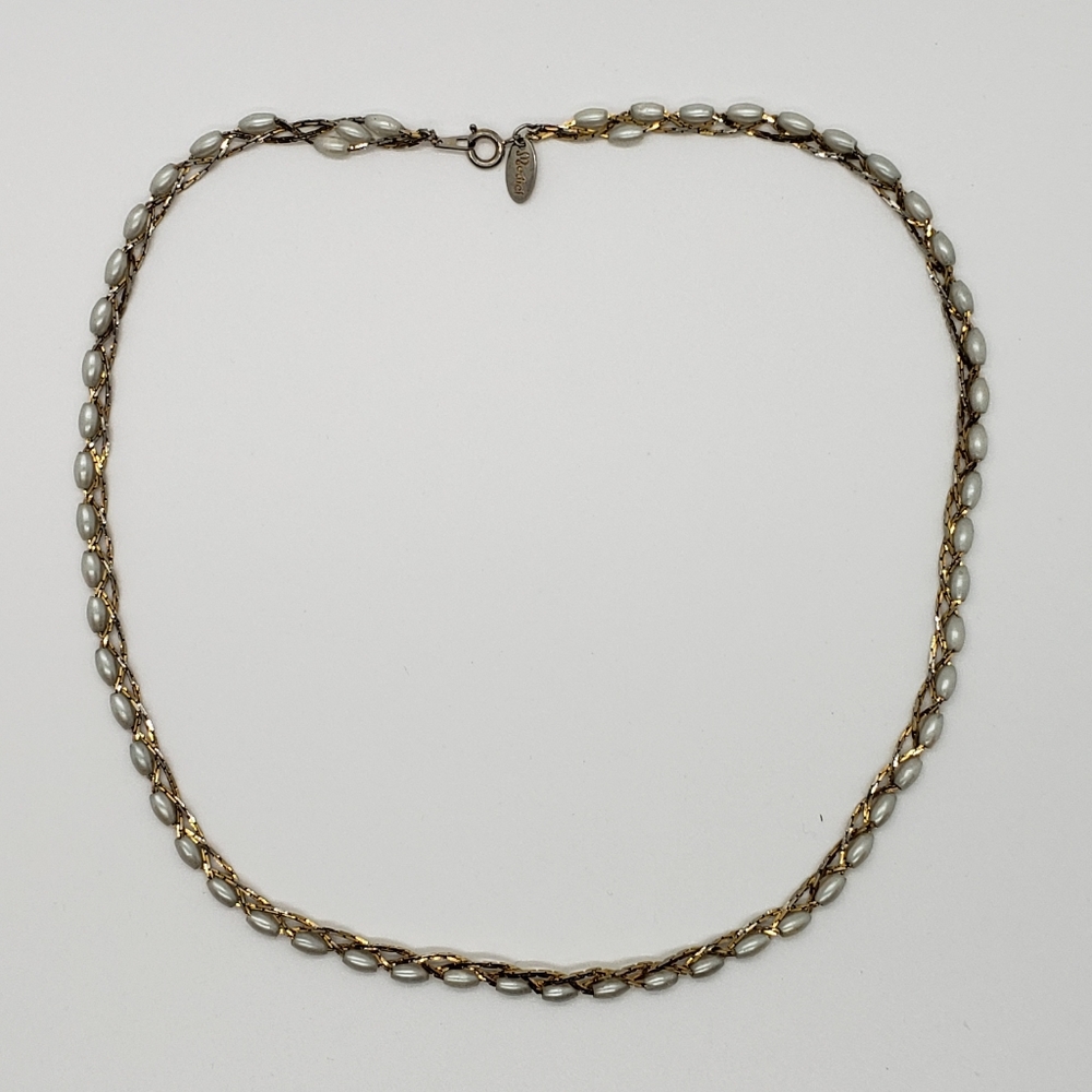 Vintage Pearl Beads Gold Tone Necklace